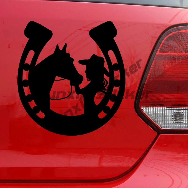 

Виниловая наклейка на автомобиль с изображением девушки, целующей лошадь в подкове, различных размеров, водонепроницаемая, для бампера и заднего стекла