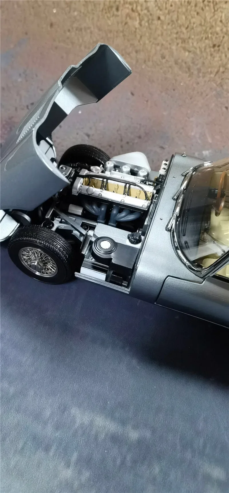 1/18 كيوشو لجاكوار F-TYPE رودستر 60th الذكرى دييكاست نموذج سيارة للأطفال مجموعة هدايا أخضر/أزرق/فضي معدن، بلاستيك