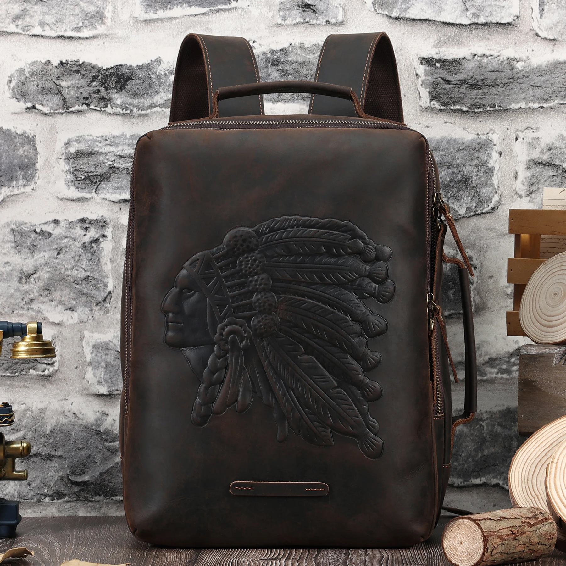 New leather outdoor personalized travel backpack whole crazy horse leather cutting Europe the United States retro men's bags