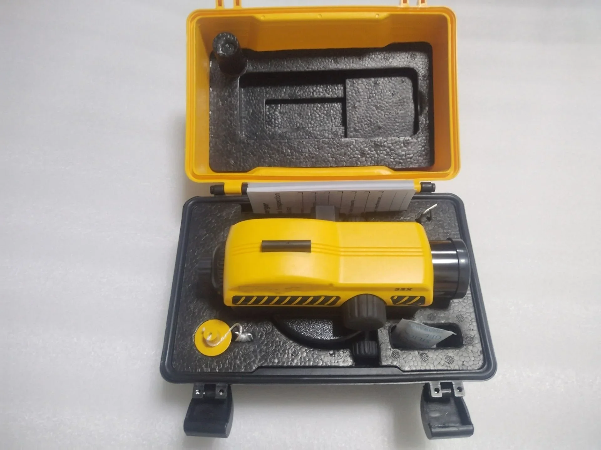 Hot Selling 32X Self-Leveling Tool Optical Auto Level Instrument