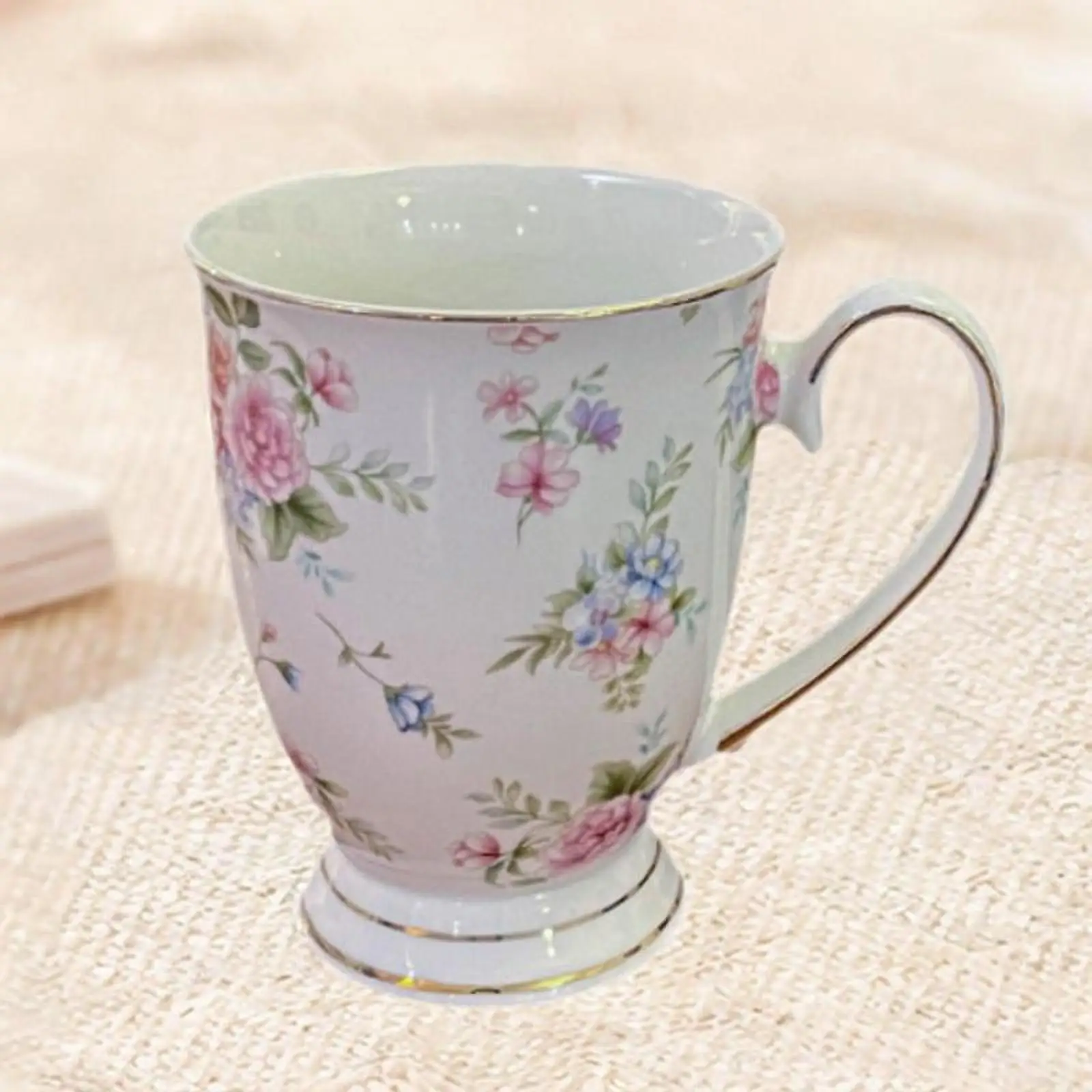 Porcelain Tea Cup Vintage Style Coffee Mug Easy to Clean Housewarming Gifts Flower Design with Saucer for Commercial Use