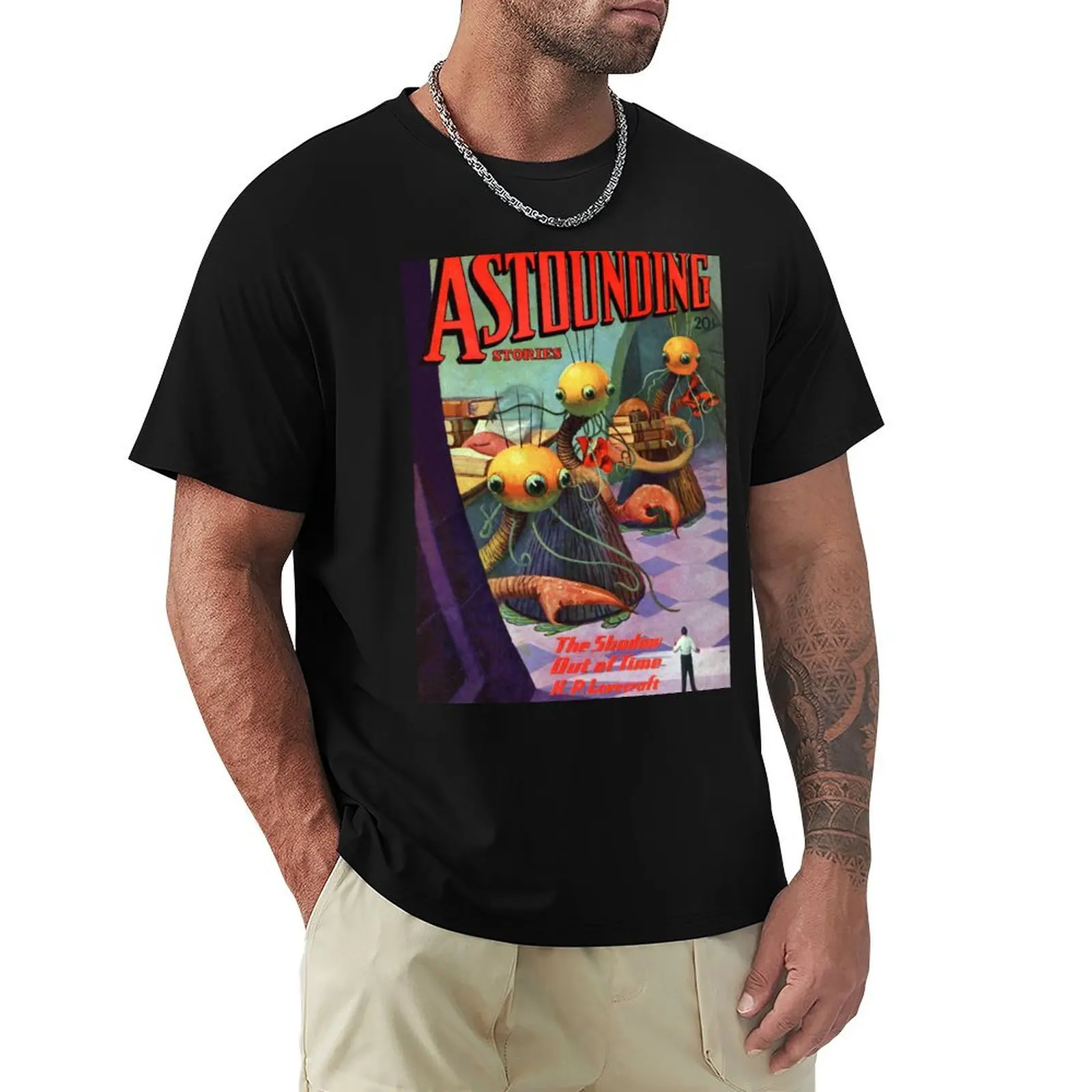 T-shirt H.P Lovecraft in Astounding Stories Pulp Fiction, t-shirt léger de grande taille