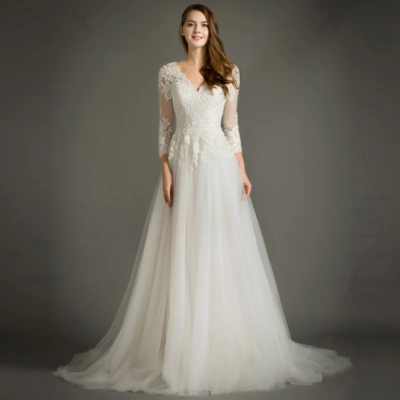 

DeepvLong Sleeve Bride Korean-style Slimming SexyACharacter Display Simple Lace with a Small Train Shows Elegance