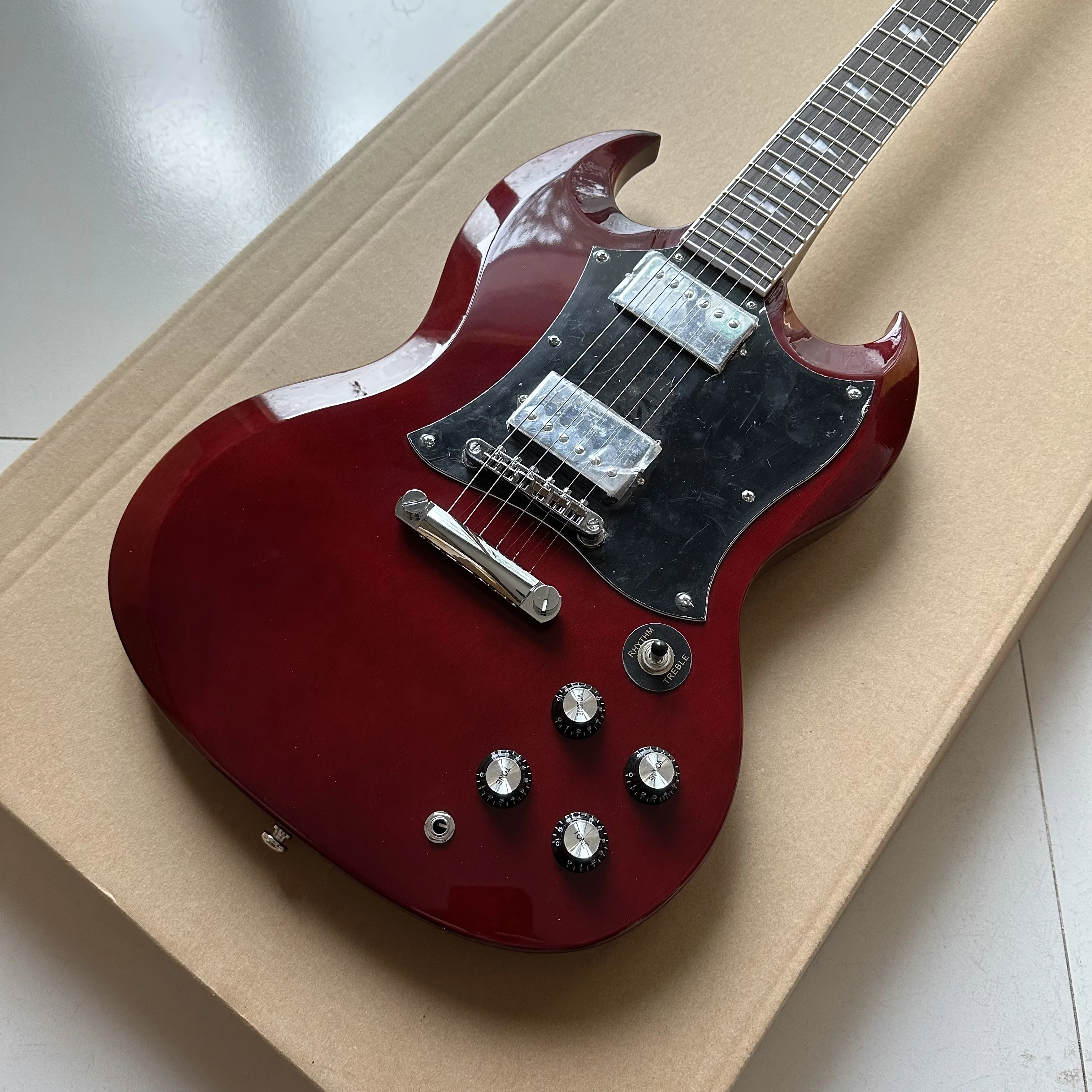 Custom OEM Factory SG Model G400 Wine Red 6 Stings Electric Guitar