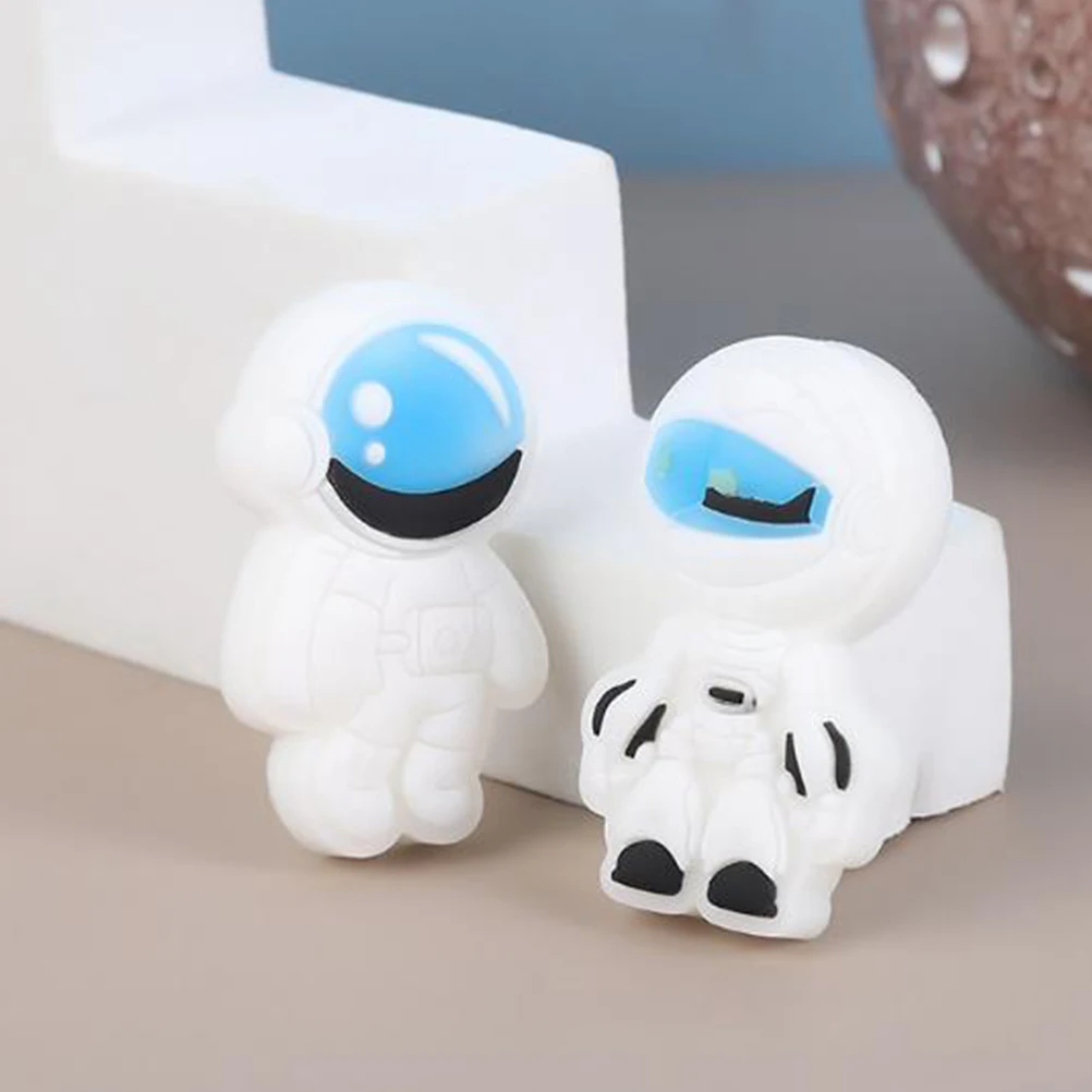 

6 Pcs Spaceman Eraser Cartoon Astronaut Rubber Student Adorable Kids Classroom Office Erasers Gift School Supplies