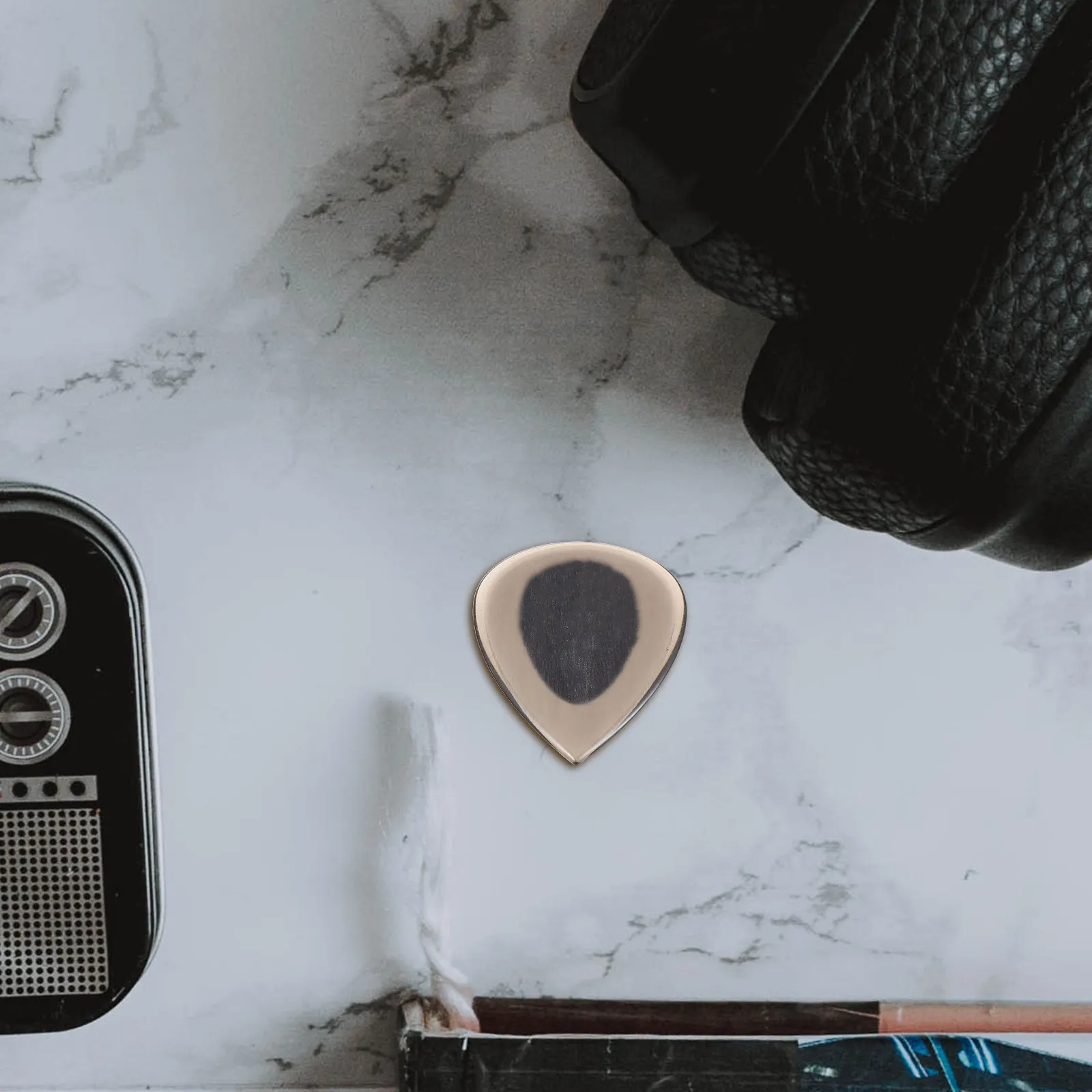 Bass Guitar Picks Heavy Gauge Textured Grip Plectrums for Electric Acoustic Guitar Fast Strumming