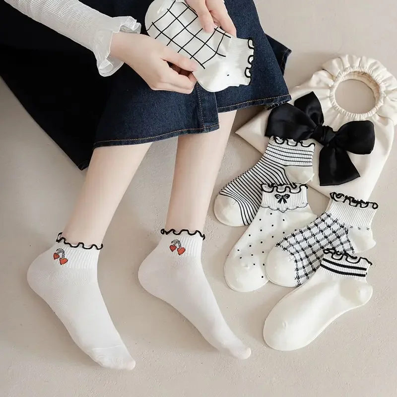 Women Socks Cotton Short Middle Tube Female Spring Summer Absorbent Breathable Japanese Sweet Style Lolita Invisible Ruffle Sock