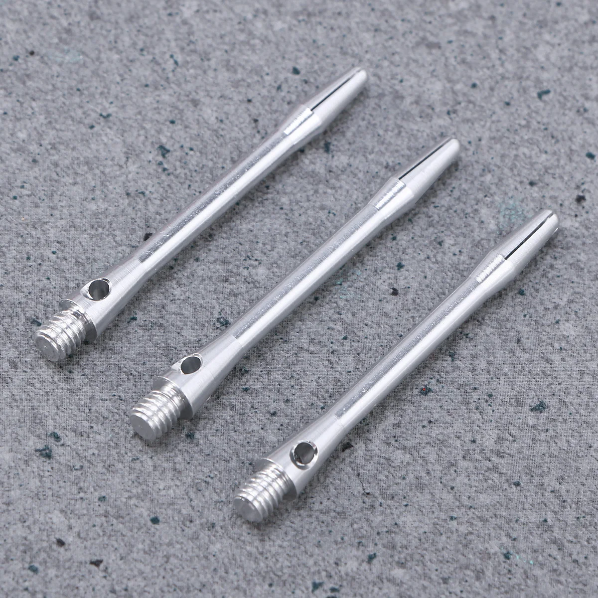 

3pcs 4.5Mm Metal Dart Shafts Aluminum Alloy Accessories 48Mm Medium Length Thread Silver For Throwing Flight Path
