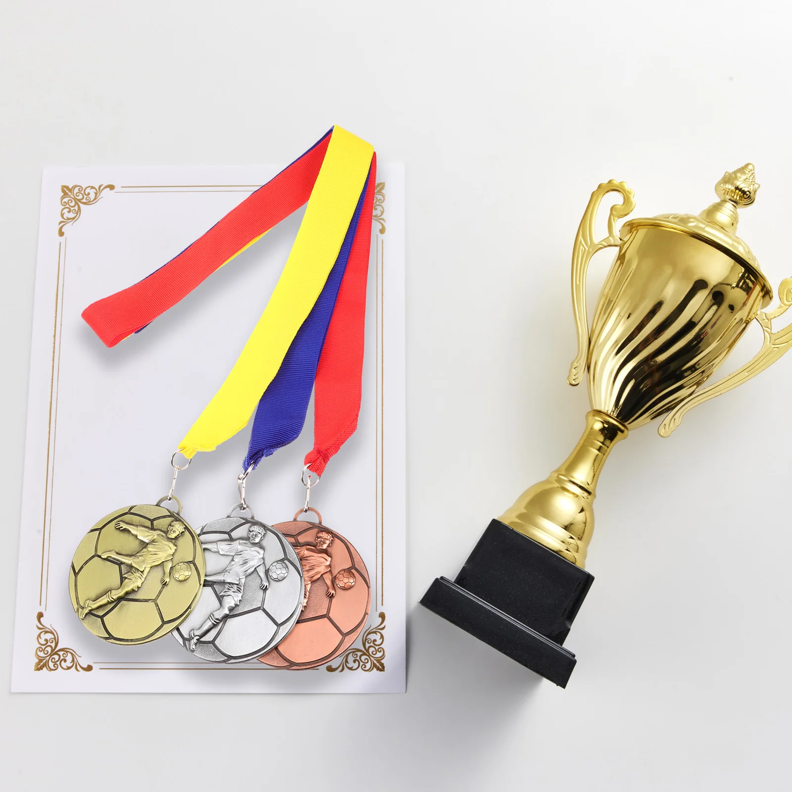 

3Pcs Competition Medals for Awards Elegant Metal Finish Football Sports Reward Trophy Party Game Celebration Keepsake Accessory