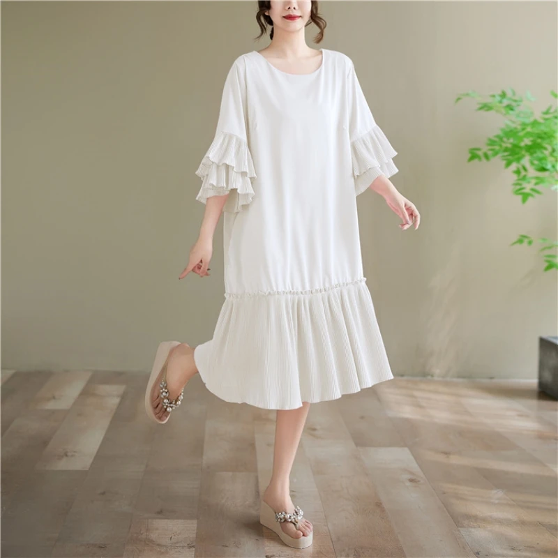 فستان قميص فضفاض للنساء بلون سادة وأكمام مضيئة على شكل حرف a مطوي تي شيرت فستان صيفي غير رسمي للحفلات الكشكشة رداء