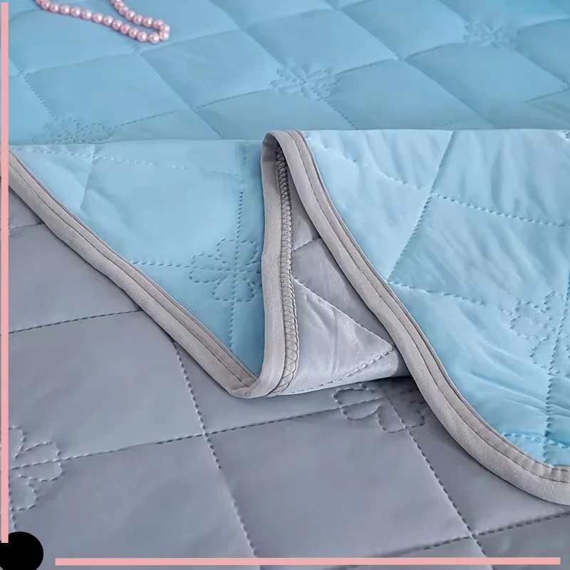 ZOCI-Summer Bed Cooling Blanket Silk Air Conditioner Quilt Is Soft, Breathable, Light, Heat Absorbing, Solid Color Pattern Quilt