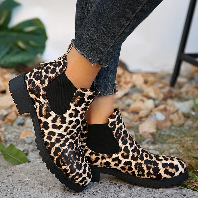 Fashion Leopard Chelsea Boots for Women 2023 Autumn Low Heels Woman Large Size Non-Slip Pu Leather Ankle Botas Mujer