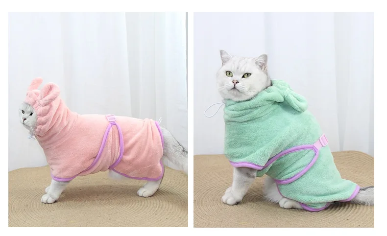 Bathrobe for Dogs Super Absorbent Fast Drying Hooded Cute Pet Bathrobe Towel for Cats Dogs Adjustable Microfiber Coat Corgi Pugs