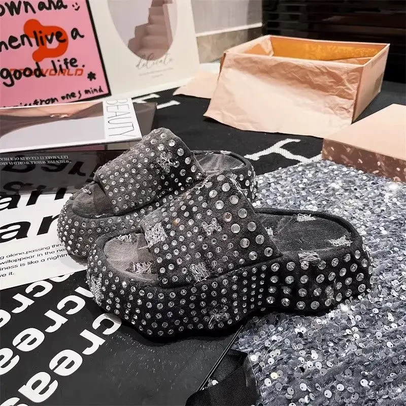 2024 Women Ripped Denim Rhinestone Platform Muffin Open Toe Sandals Special-Interest Design Wave Bottom Slippers
