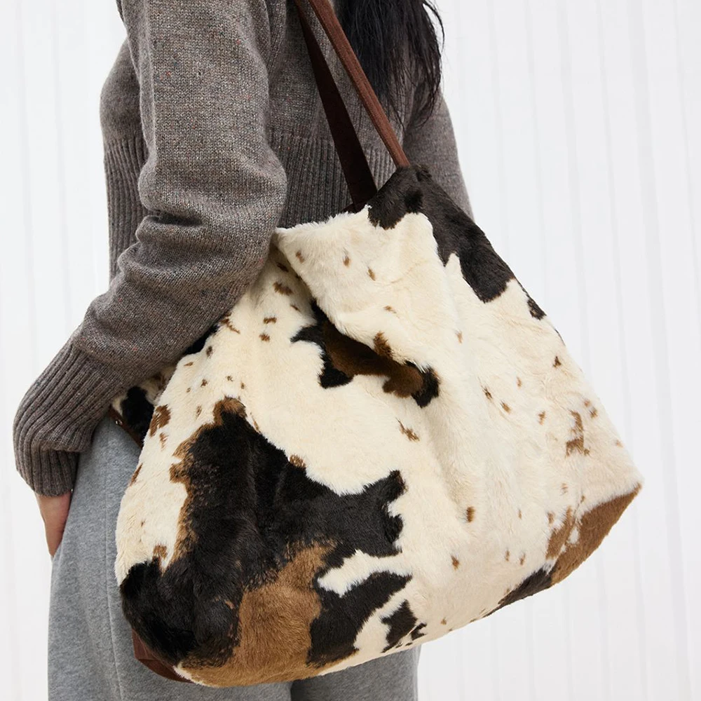 Fashion Plush Cow Pattern Tote Women Bag Large Capacity Shoulder Bag Warm Faux Fur Bags for Women Designer Handbags Shopper NEW