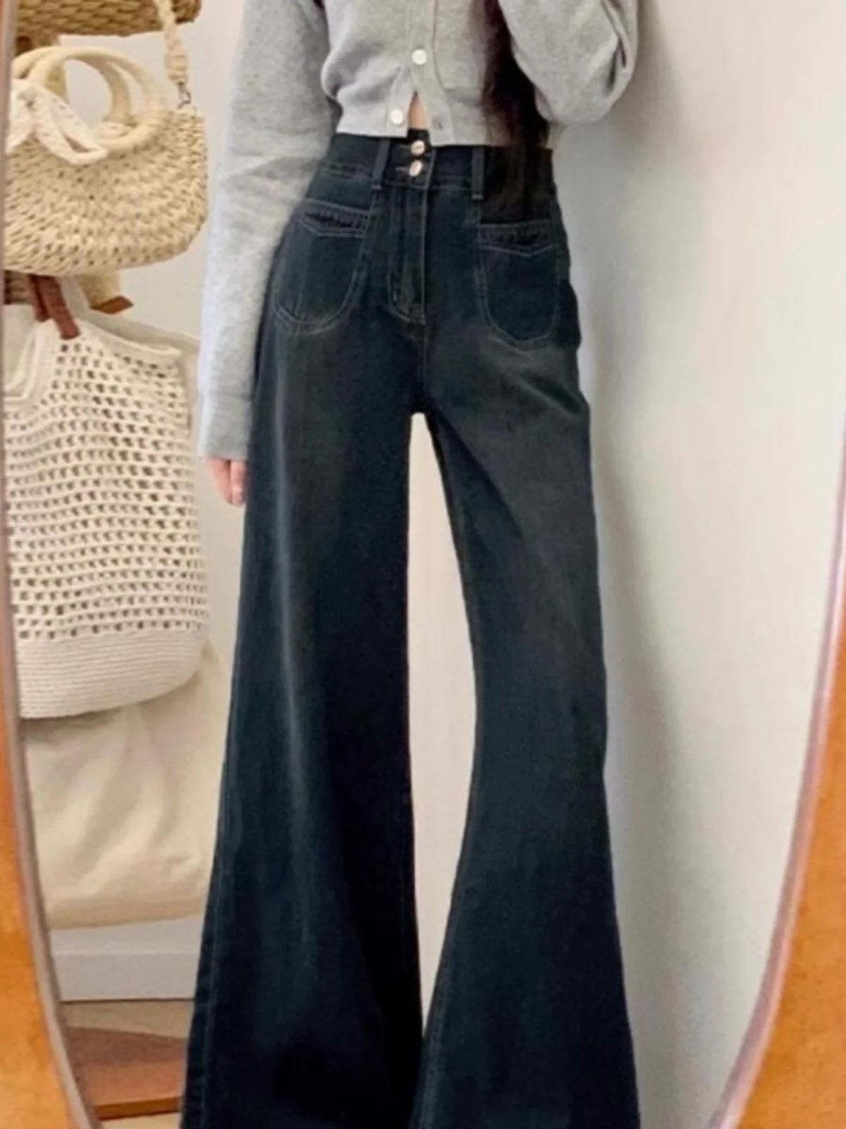 

Loose Comfortable Women's Jeans High Waist Straight Leg Deep Blue plus Size Pants Slimming Effect Pear Shaped Body Fit