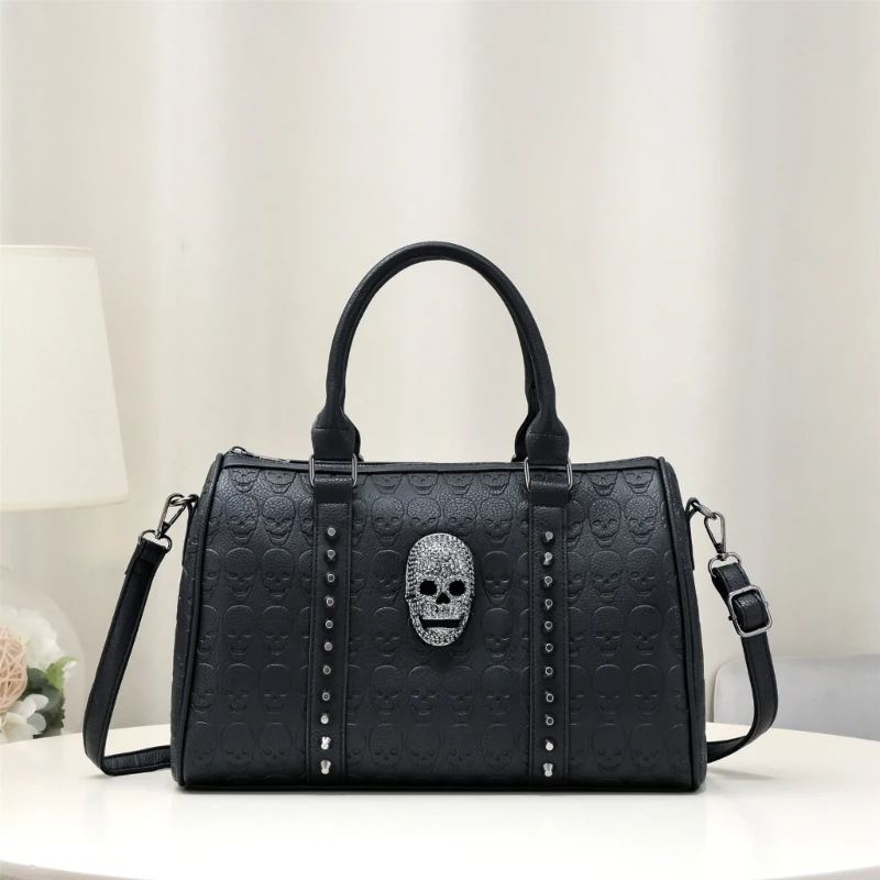 Punk Bag Large Capacity Vintage Rivet Skull Bag Versatile Shoulder Bag for Women Fashion Handbag Crossbody Bag