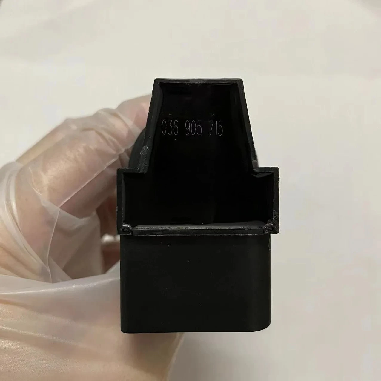 

1pc 036905715 036905715F Ignition Coil For V-W Au-di-A3 For Polo Tiguan G-olf Cc Eos Pas-sat 036905715A 036905715C 036905715G