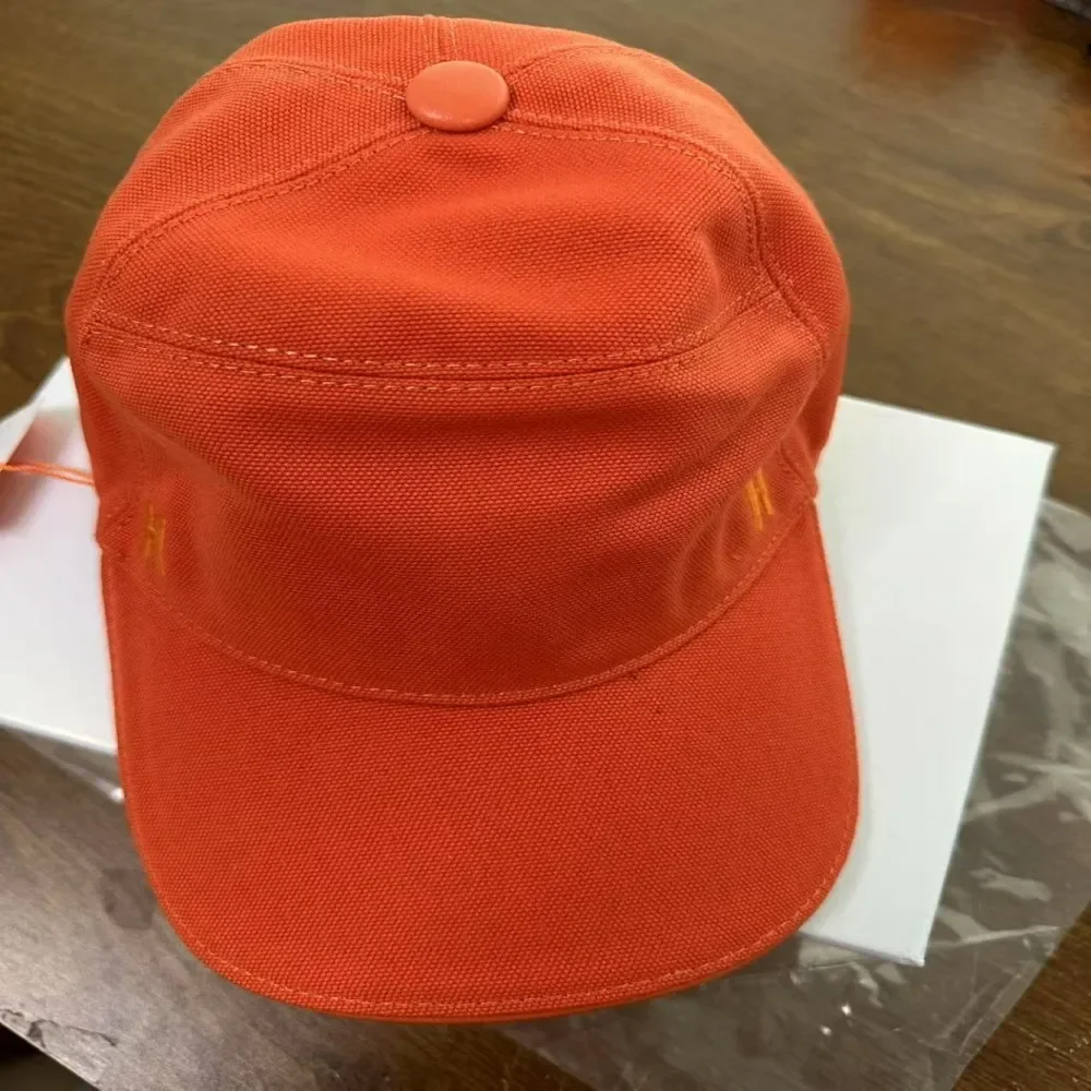 

Легкая роскошная модная шляпа, бейсболка для мужчин и женщин, повседневная универсальная солнцезащитная кепка для рыбалки, шляпа в виде утконоса, подарочная коробка, роскошный подарок