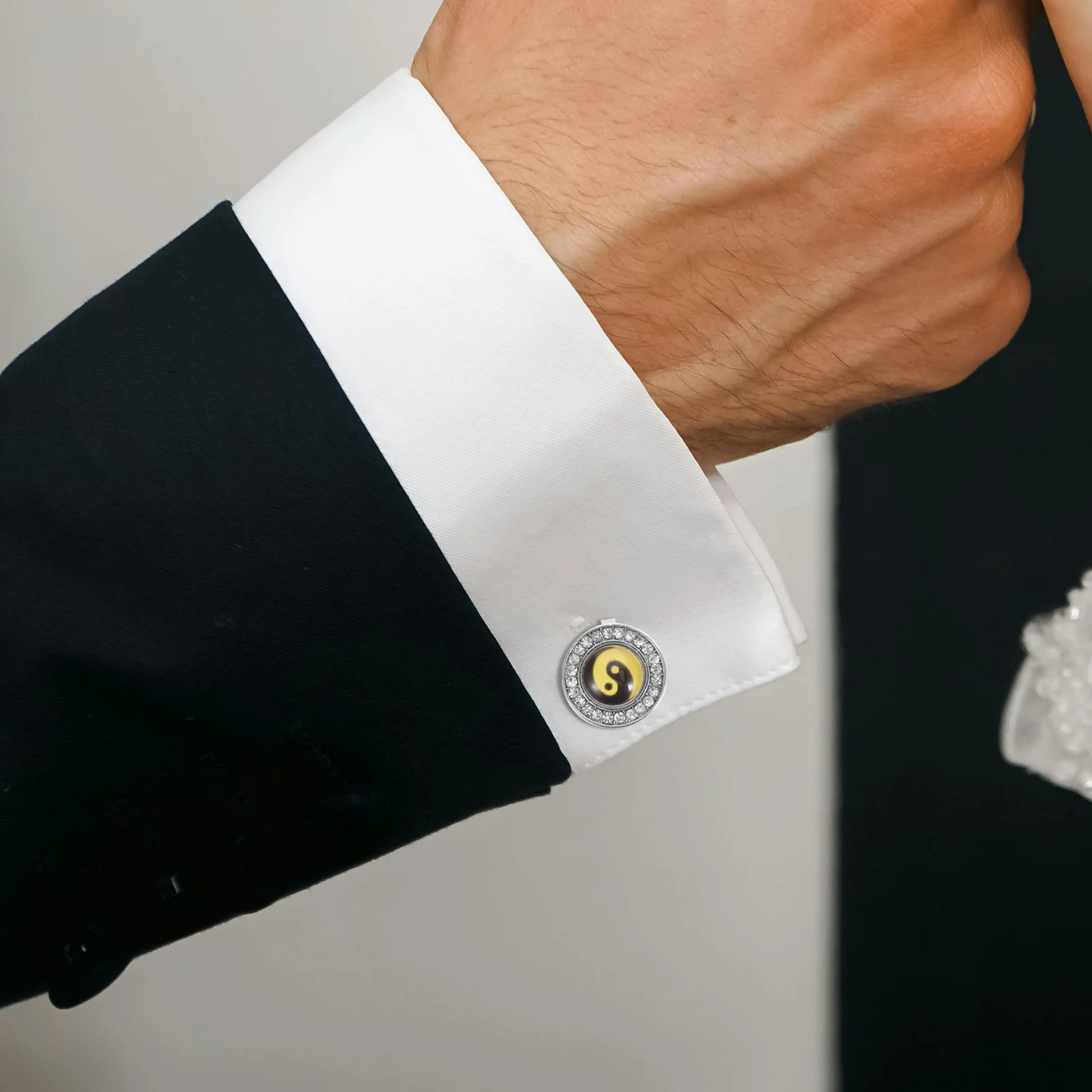 

1Pair Tai Chi Men's Cuff Links Metal Button Covers Decorative Shirt Buttons for Formal Business Weddings Party Wear