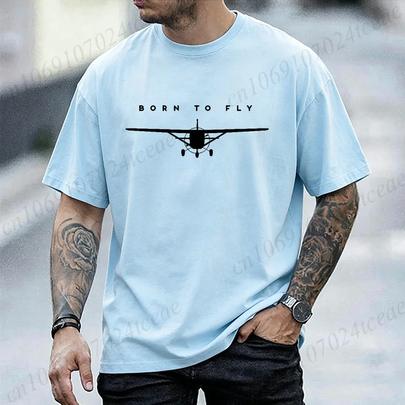 Herren-T-Shirt „Born To Fly Airplane“ mit Grafik, minimalistisches Geschenk für Flugzeugliebhaber, kurzärmelig, O-Ausschnitt, einfache, lässige Streetwear – Detail 5