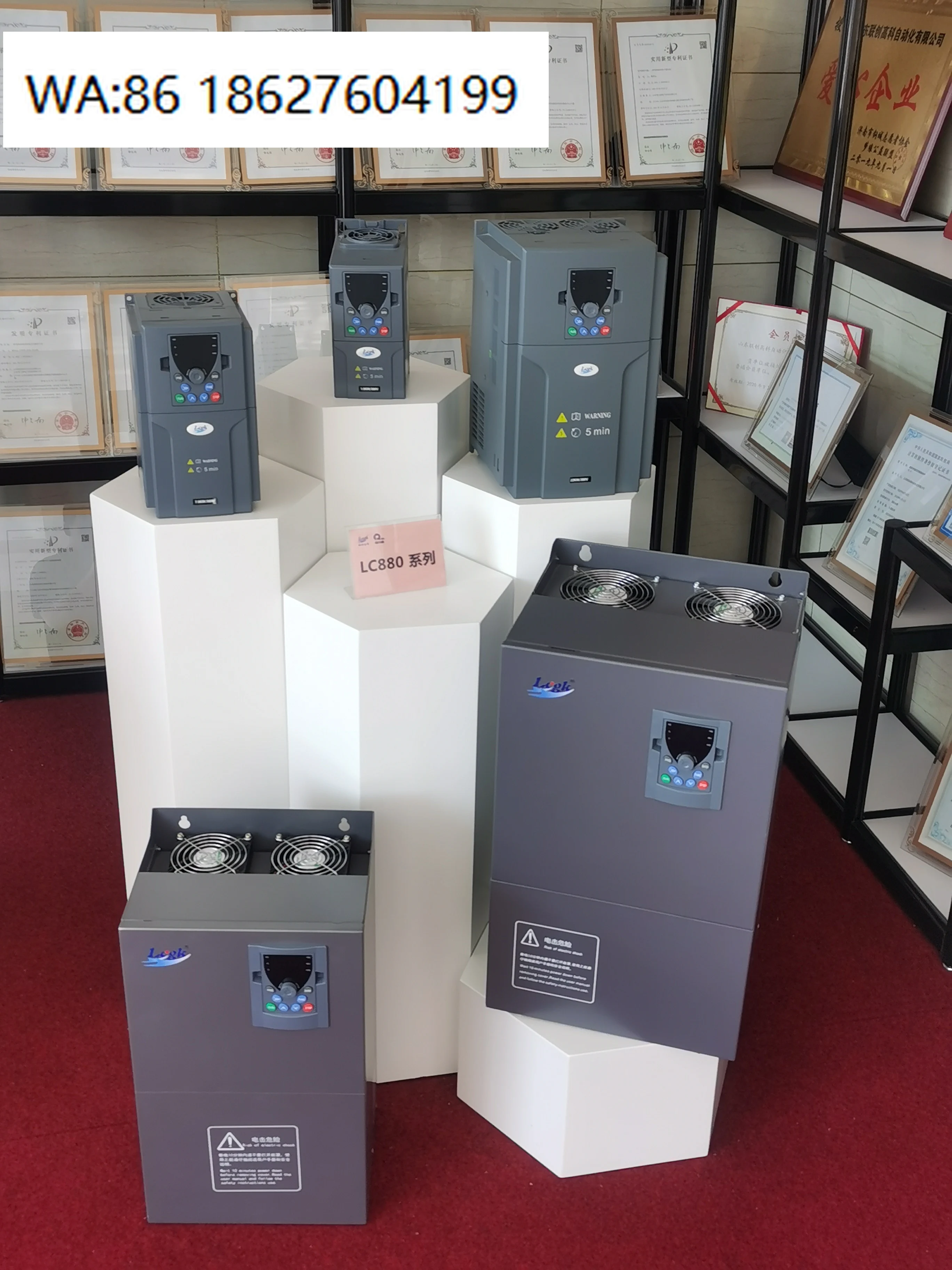 9KW High Efficiency Split Phase Solar Inverter Low Noise Home Emergency Backup Power Conversion Device