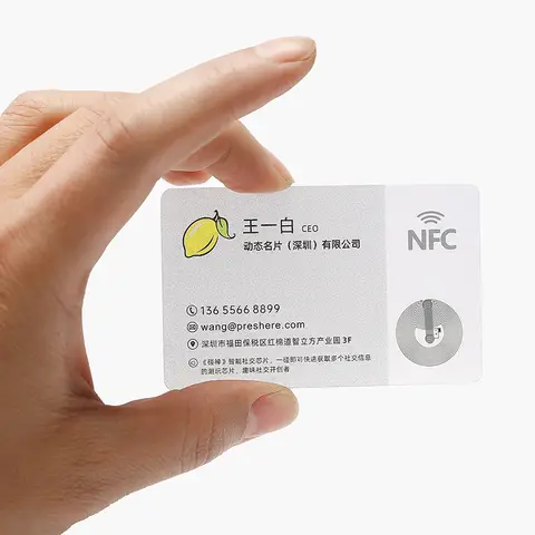 Customized. Lightweight Waterproof Stain-Resistant Transparent QR Code PVC Plastic NFC Business Card