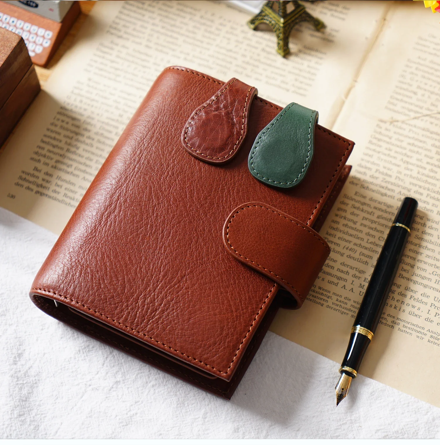 Moterm Full Grain Leather New Style Asymmetric Magnetic Clip Durable Planner Accessory Strong Magnetic Force Paper Clip Bookmark