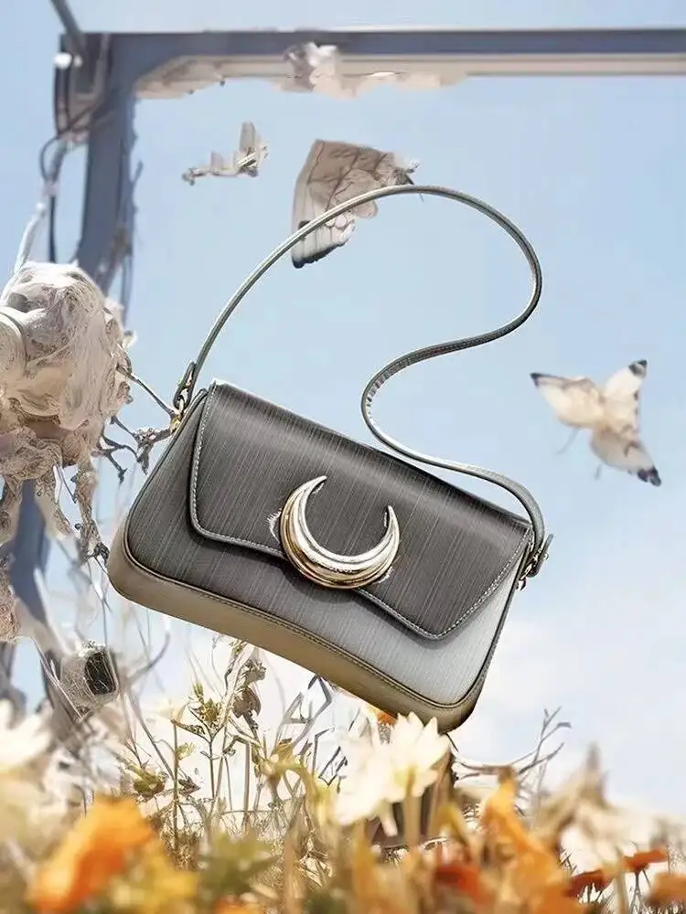 Bloom Y2k Sier Handbags Women 2023 High Street Chain Half Moon Shoulder Bag Female Vintage Haruku Messenger Bags Aesthetic