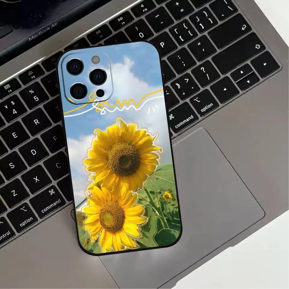 حافظة هاتف جميلة على شكل S-Sunflower لهاتف iPhone 17,16,15,14,13,12,11 Plus، Pro Max، XS، غطاء أسود من السيليكون الناعم