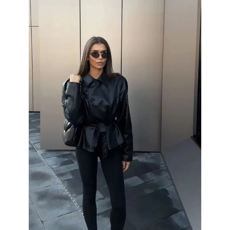 2026년 신상 여성 패션 벨트 인조 가죽 긴 소매 숏 트렌치코트 캐주얼 가죽 코트