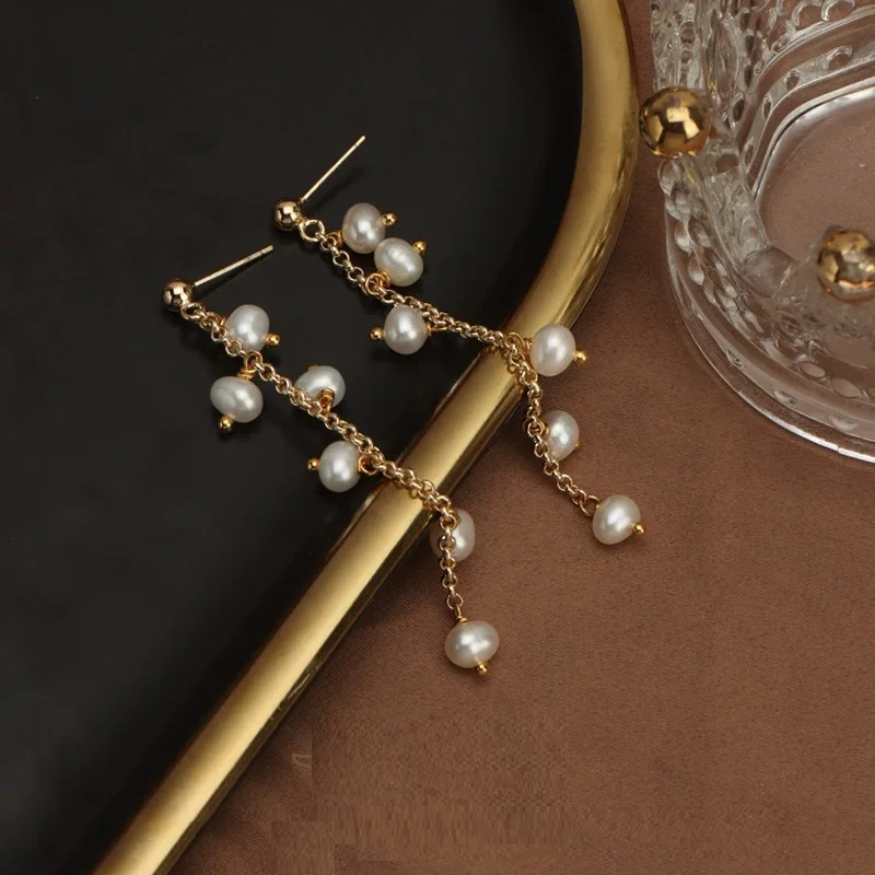 

Натуральные серьги-гвоздики с белым жемчугом Акойя класса ААА+ (см. дополнительные фото)