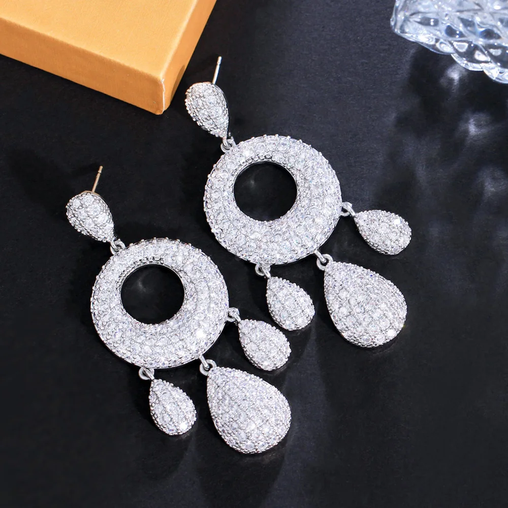 CWWZircons Delicate Cubic Zirconia Dangling Long Water Drop Chandelier Earrings for Women Dubai Nigerian Wedding Jewelry CZ529