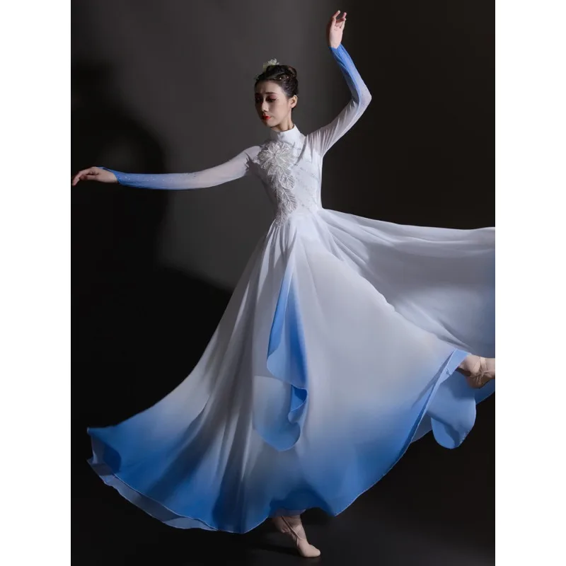 أزياء الرقص الكلاسيكي أنثى أنيقة بيضاء افتتاح الرقص تنورة سوينغ كبيرة أزياء مسرحية الجنية الكبار
