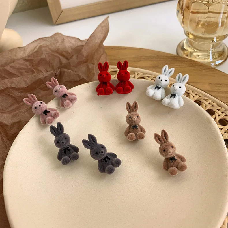 New Cute Flocking Plush Cat Earring Japan Korea for Women Girls Bear Cartoon with A Hundred Earrings Party Jewelry Gifts