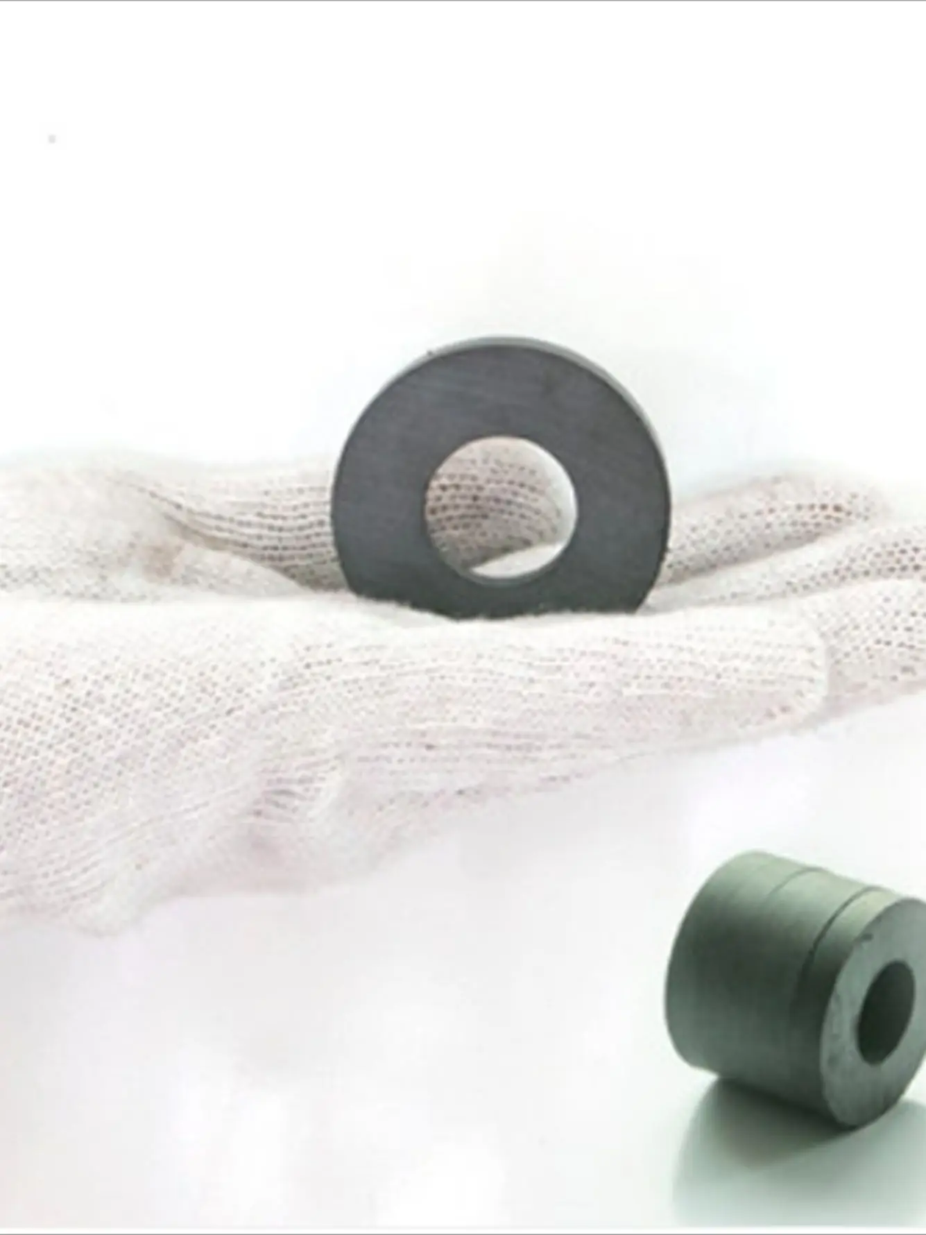 Magnete in Ferrite ad anello da 2 pezzi 70x10mm foro 32mm magneti permanenti 70mm x 10mm altoparlante rotondo nero ceramica magnetica 70*10