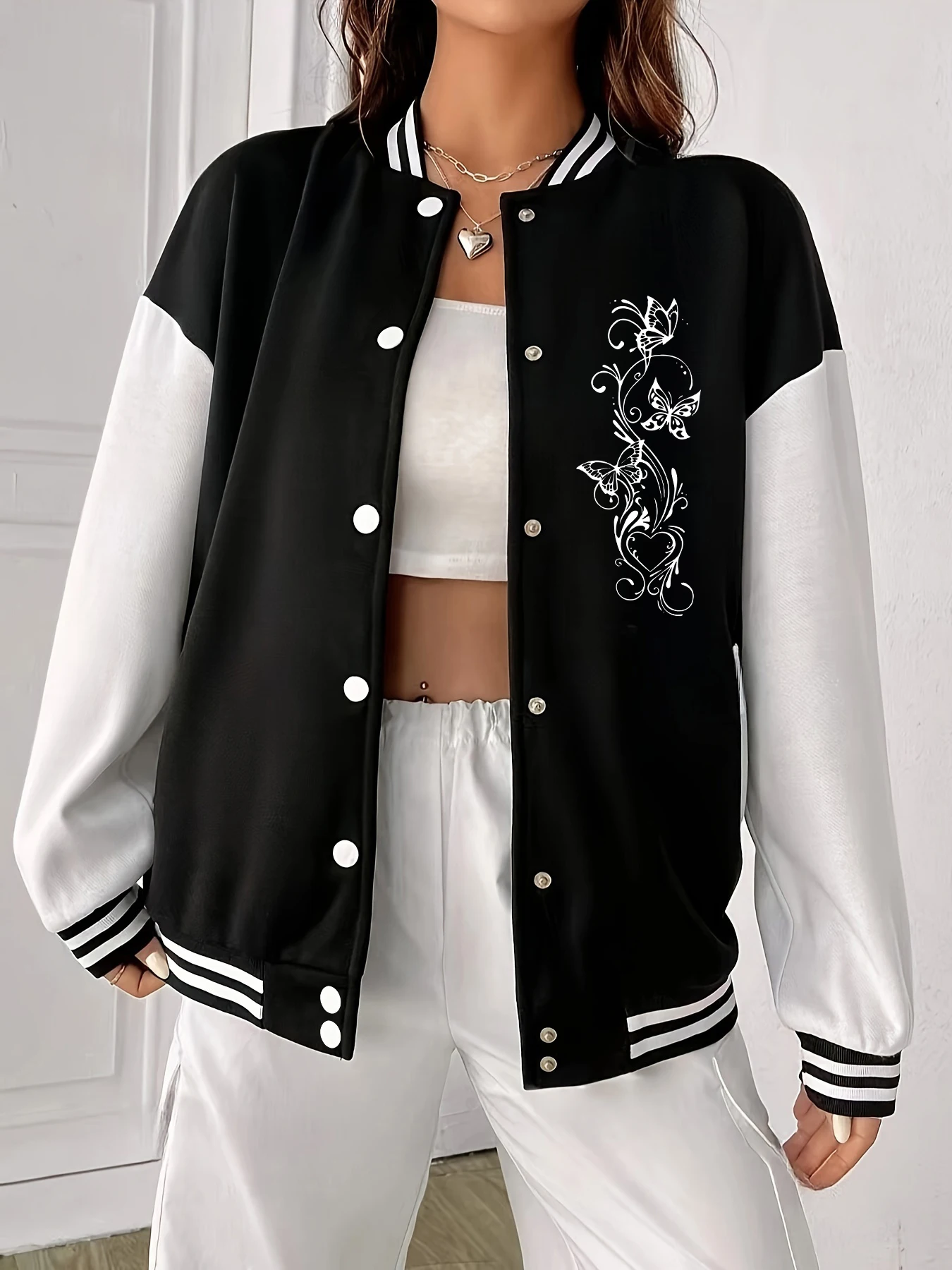 

Ornate Butterfly-Heart Vine Casual Coat Female Baseball Jacket Hip-Hop Fashion Fleece Streetwear Winter Warm Oversized Jackets