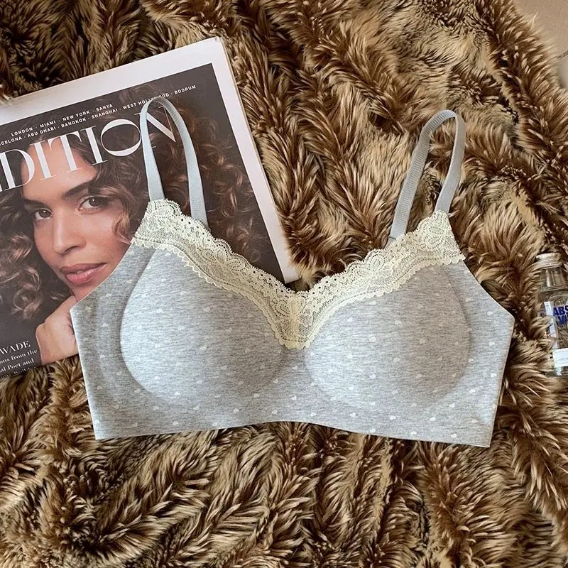 Women's Lace Unlined Bra Sizes M-XXL, Desire Collection Sexy Push Up Bralette with Light Support fComfort & Natural Shape MOYISU