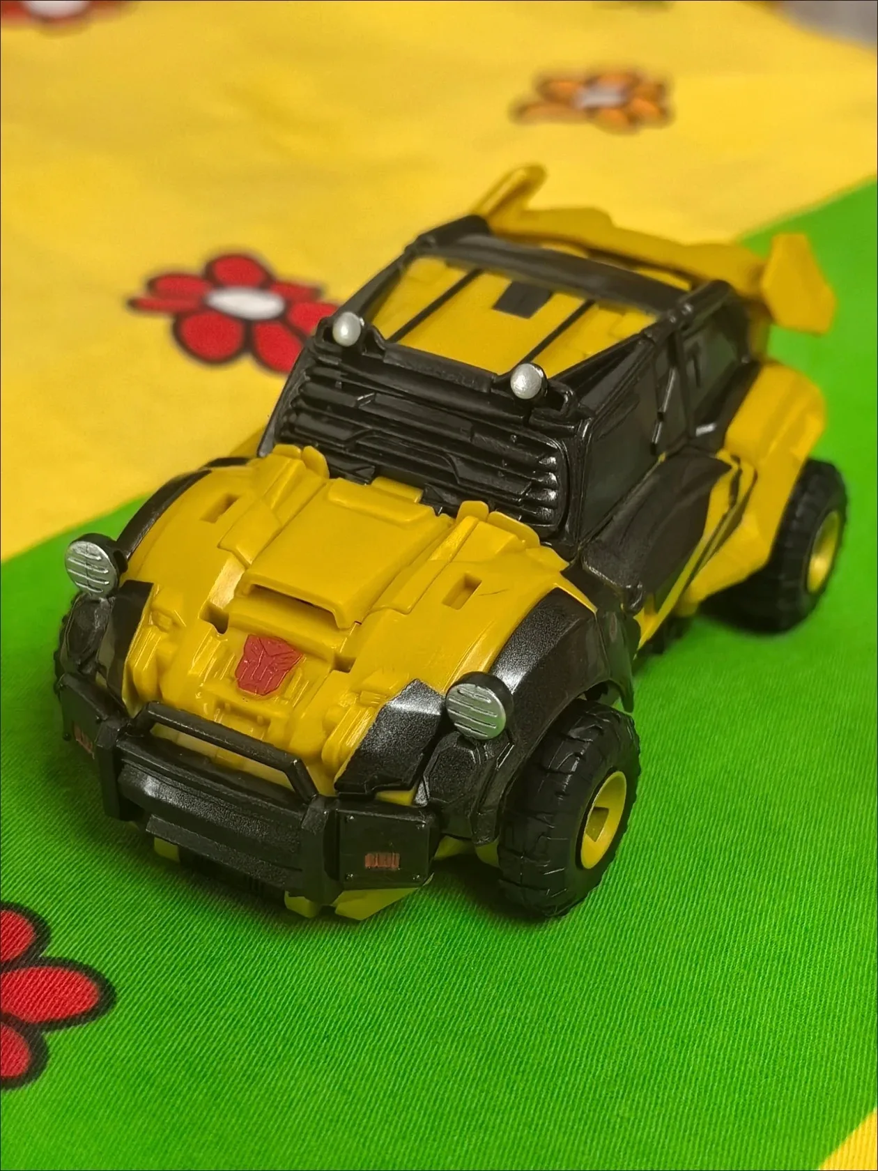 Hasbro Transformers Toy Enhanced Studio Series Bee Reactivation Game Edition Action Figure Autobot Robot Model Holiday Gift