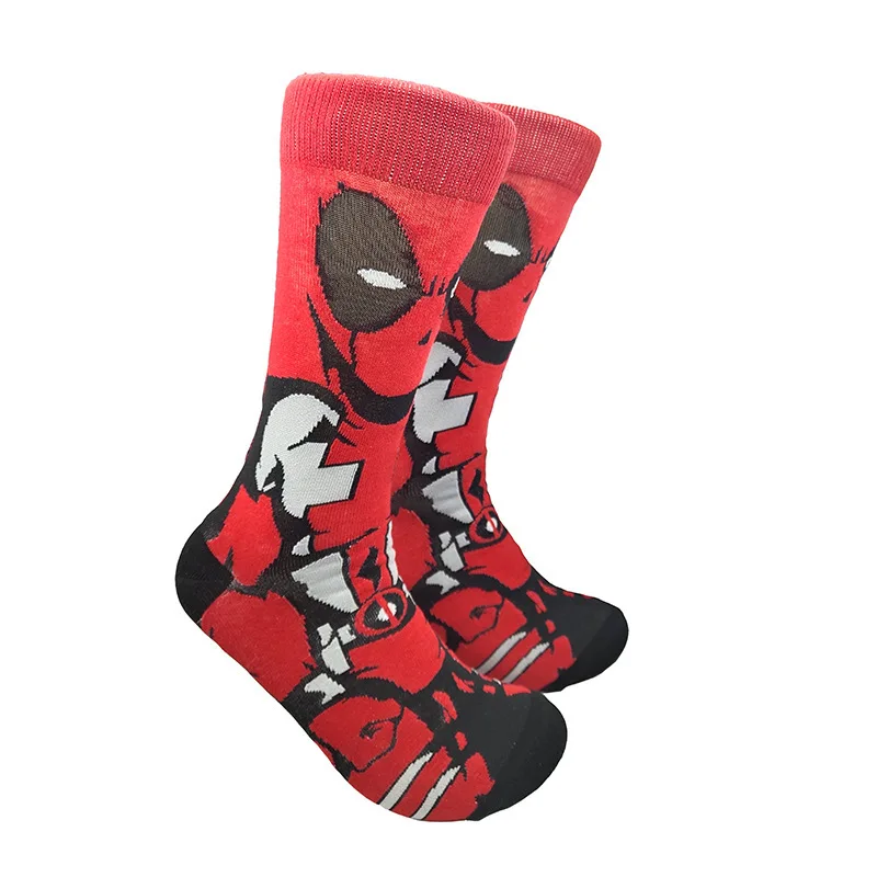 Kurze und mittellange Herrensocken mit Cartoon-Helden-Motiven, atmungsaktiv und bequem, Geschenksocken für Erwachsene. – Detail 7