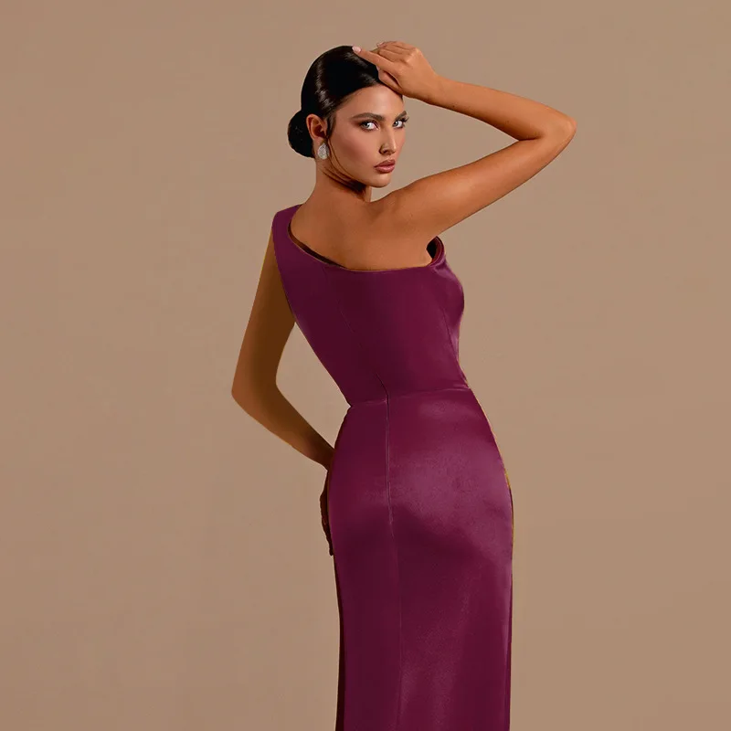 YL25209 فستان طويل أنيق جديد بكتف واحد من الساتان للنساء 2025