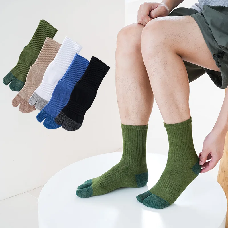 1Pair Relaxed and Simple Style Tabi Two Toed Socks Man Mid-tube Thumb Sock Thick Sweat-absorbing Warm Casual Sport Finger Socks