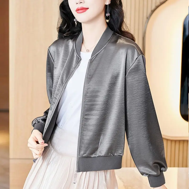 

Fashion Satin Jacket Women's Spring New Versatile Jacket Loose And Casual Temperament Long Sleeved Top