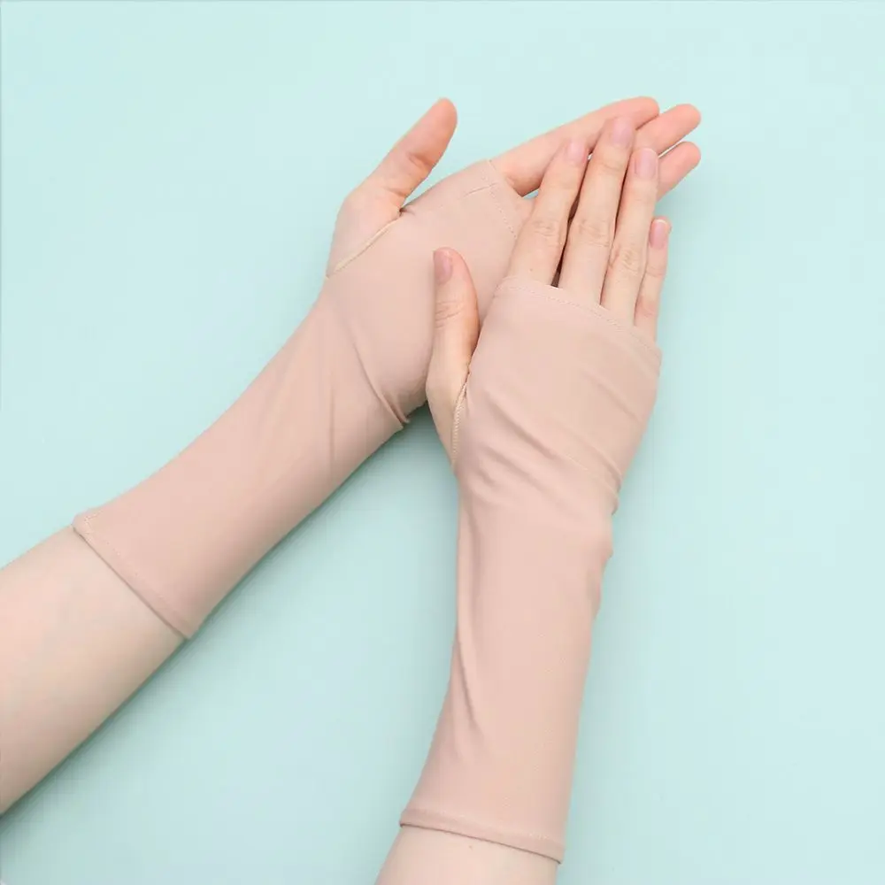 قفازات نسائية صلبة لإكسسوارات القيادة قفازات طويلة لركوب الدراجات بدون أصابع للحماية من الشمس وأكمام نصف إصبع