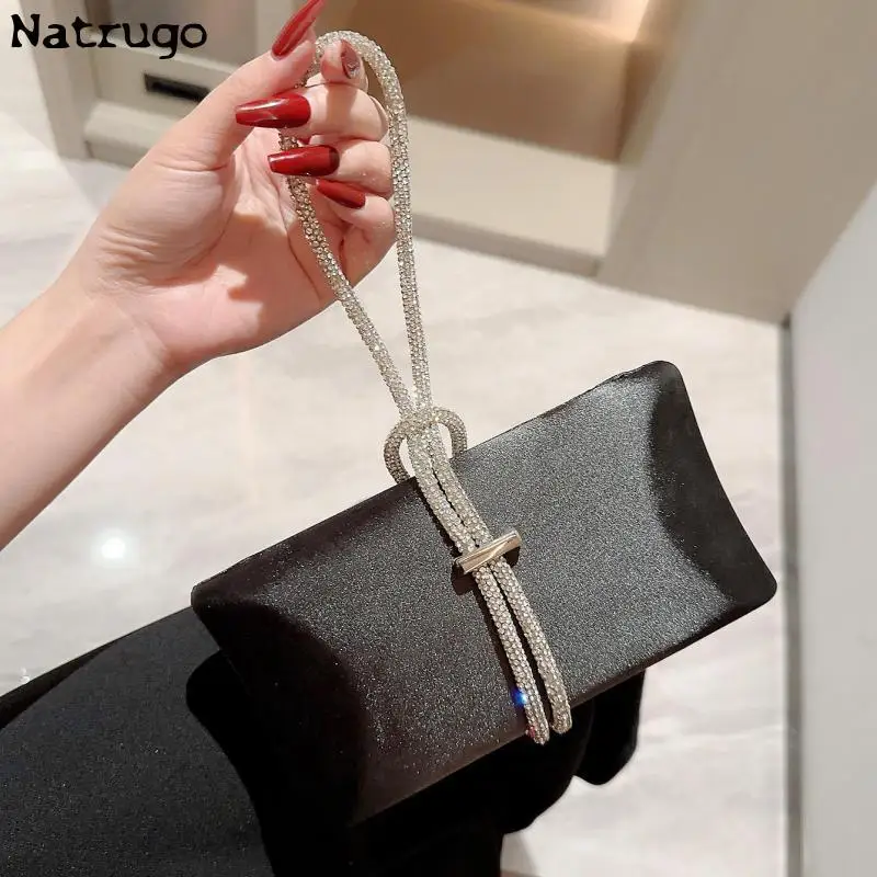 Diamond Carrying Strap Velvet Event Clutch Bag Banquet Bag Party Evening Cocktail Bag Black