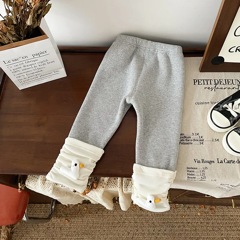 

Cute Grey Integrated Fleece Pants for Girls Patch Duck Appliques Warm Plush Bottom Trouser 1-6Y Kids Spring Fall Versatile Pants
