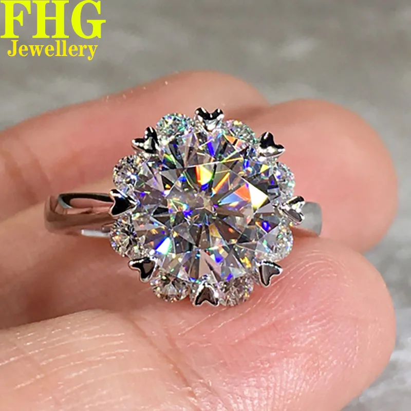 

Solid 18K Au750 White Gold Ring DVVS Moissanite Diamonds 1Carat Princess shape Wedding Party Engagement Anniversary Ring