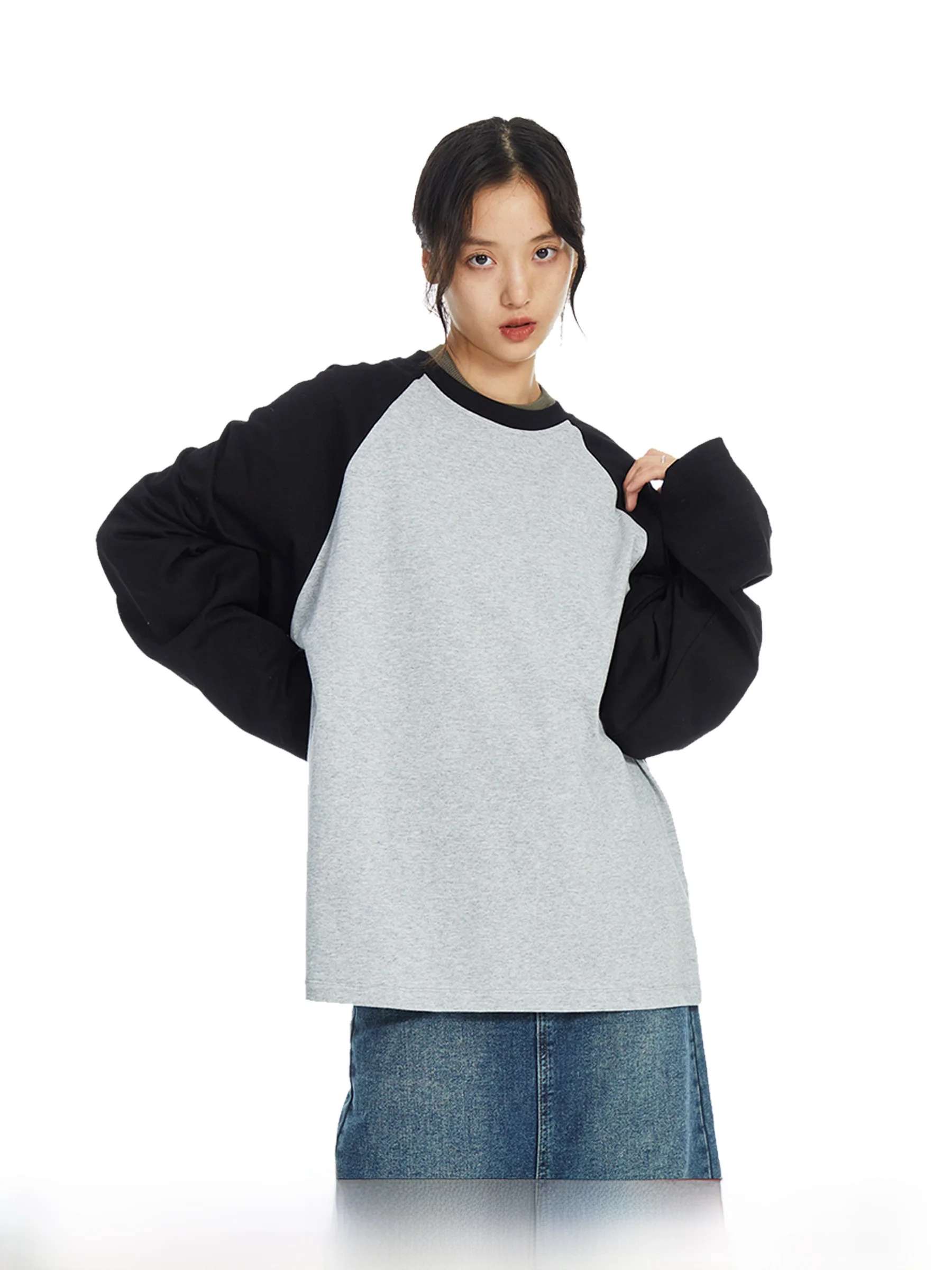 

Женский топ Lal Project: оверсайз футболка с длинным рукавом, цветными блоками, в стиле lazy style, из хлопка, для весеннего повседневного образа