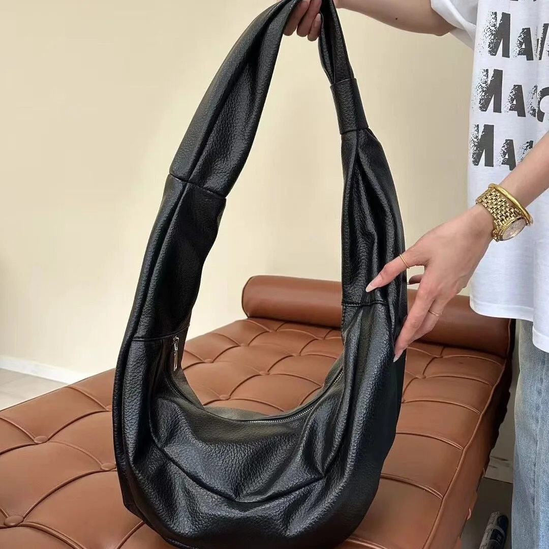 

Large Soft PU Leather Tote Fashion High Leather Shoulder Bag Half Moon Hobos Crossbody Bags for Women Wide Strap Dumpling Bag