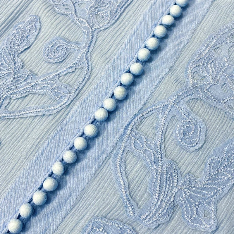 라운드 넥 싱글 브레스트 편안하고 절묘한 아름다운 단순 틈새 25 새로운 고급 질감 레이스 킹 A40203